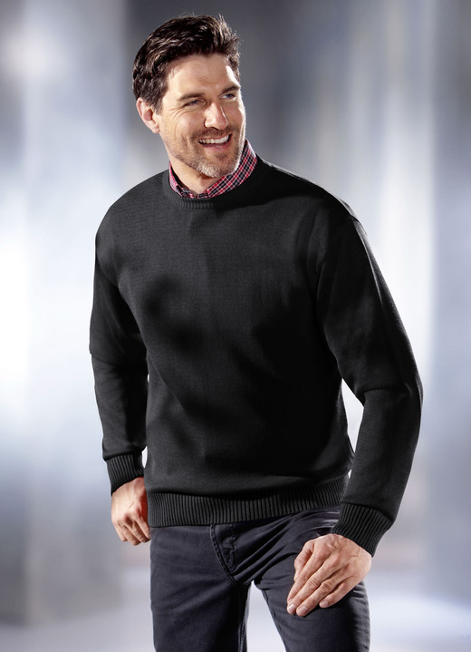 Hemden, Pullover & Shirts - Pullover mit rundem Halsausschnitt in 4 Farben, in Größe 044 bis 062, in Farbe SCHWARZ Ansicht 1