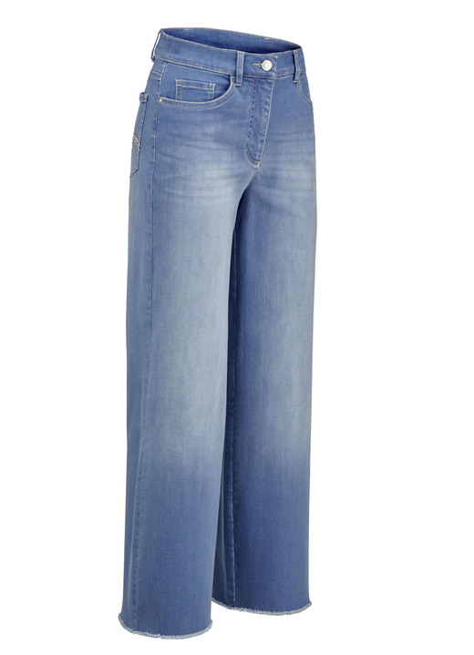 Hosen - Jeans mit modischer Beinweite, in Größe 018 bis 052, in Farbe JEANSBLAU Ansicht 1