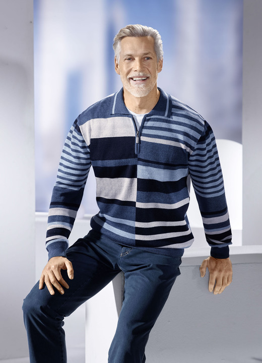 Hemden, Pullover & Shirts - Gestreifter Polopullover mit kurzem Reißverschluss, in Größe 046 bis 064, in Farbe JEANSBLAU-MARINE-ECRU