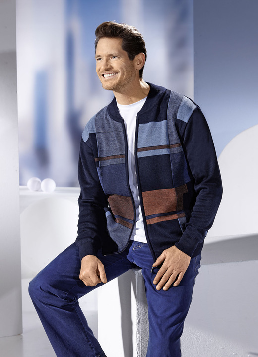 Hemden, Pullover & Shirts - Jacke mit durchgehendem Reißverschluss in 2 Farben, in Größe 046 bis 064, in Farbe MARINE-BLEU-COGNAC Ansicht 1