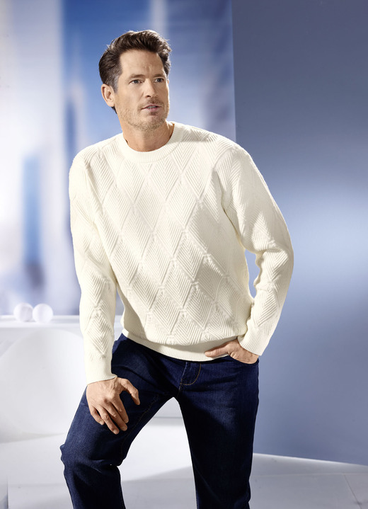 Hemden, Pullover & Shirts - Rundhalspullover mit Strukturdessin in 2 Farben, in Größe 046 bis 062, in Farbe WOLLWEISS Ansicht 1